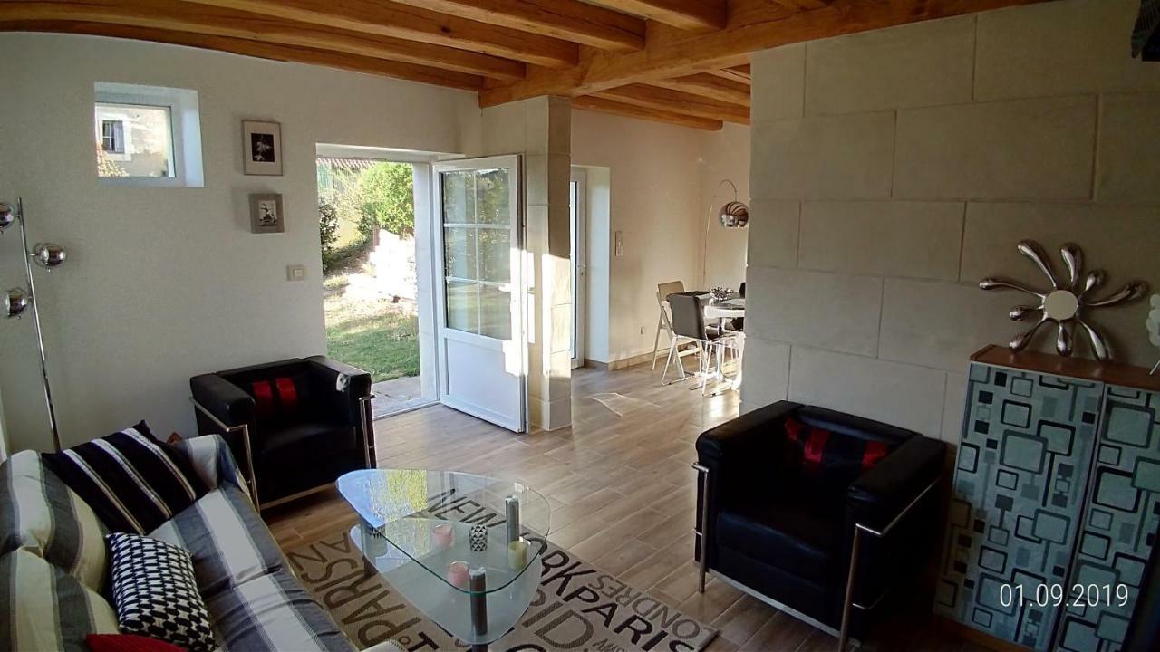 Bed and Breakfast Les 3 Provinces Couffy Экстерьер фото