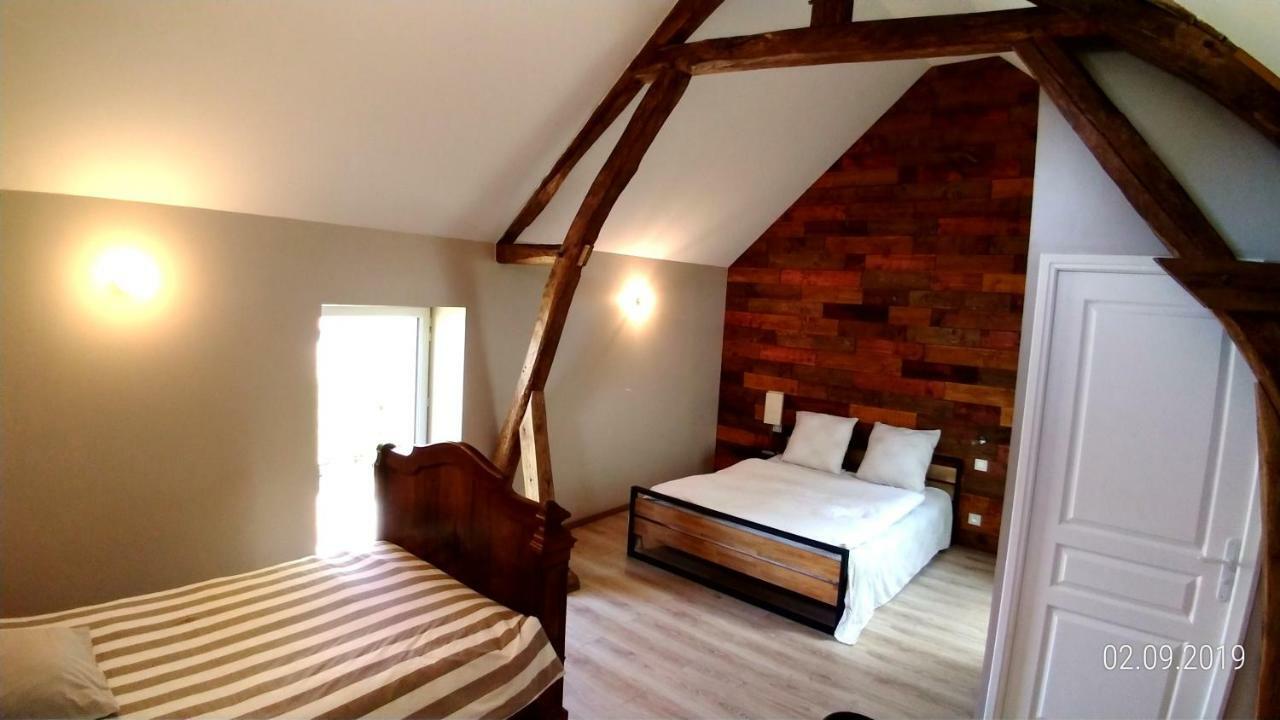 Bed and Breakfast Les 3 Provinces Couffy Экстерьер фото